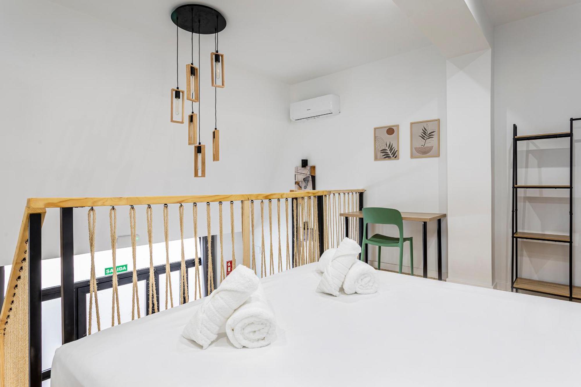 Marie Curie Flats, Lovely Duplex 2 Appartement Valencia